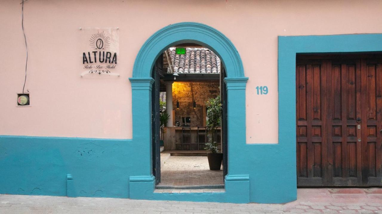 The Coffee Bean Hostel ซานกริสโตบัล เด ลาสกาซาส ภายนอก รูปภาพ