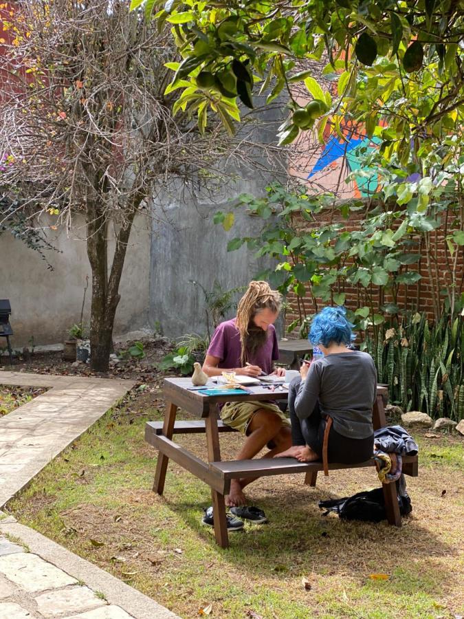 The Coffee Bean Hostel ซานกริสโตบัล เด ลาสกาซาส ภายนอก รูปภาพ