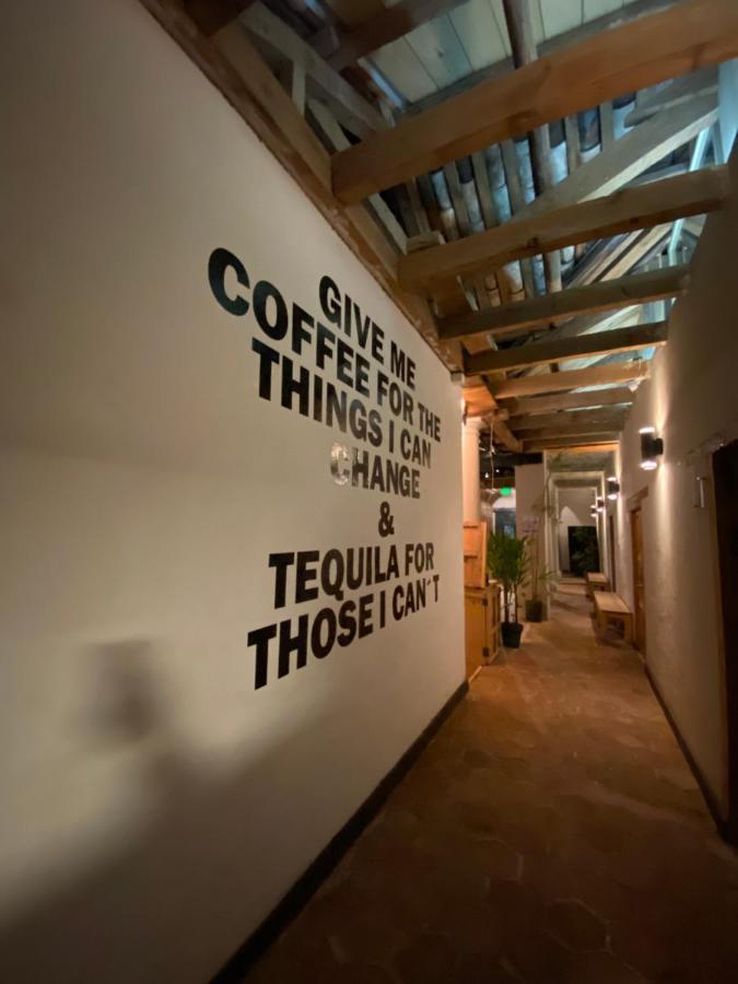 The Coffee Bean Hostel ซานกริสโตบัล เด ลาสกาซาส ภายนอก รูปภาพ